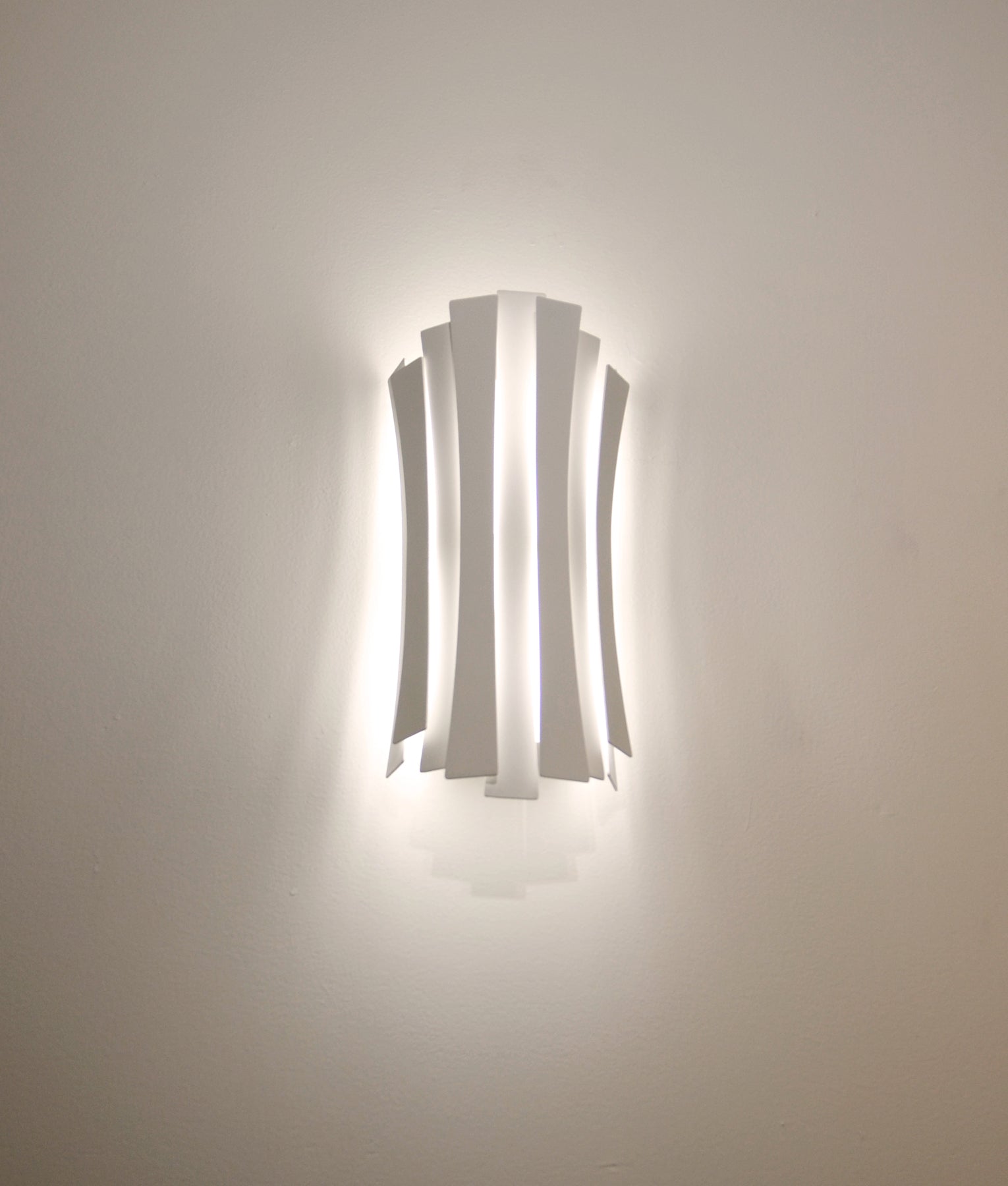 Interior LED Tri-CCT Curved Dimmable Wall Light