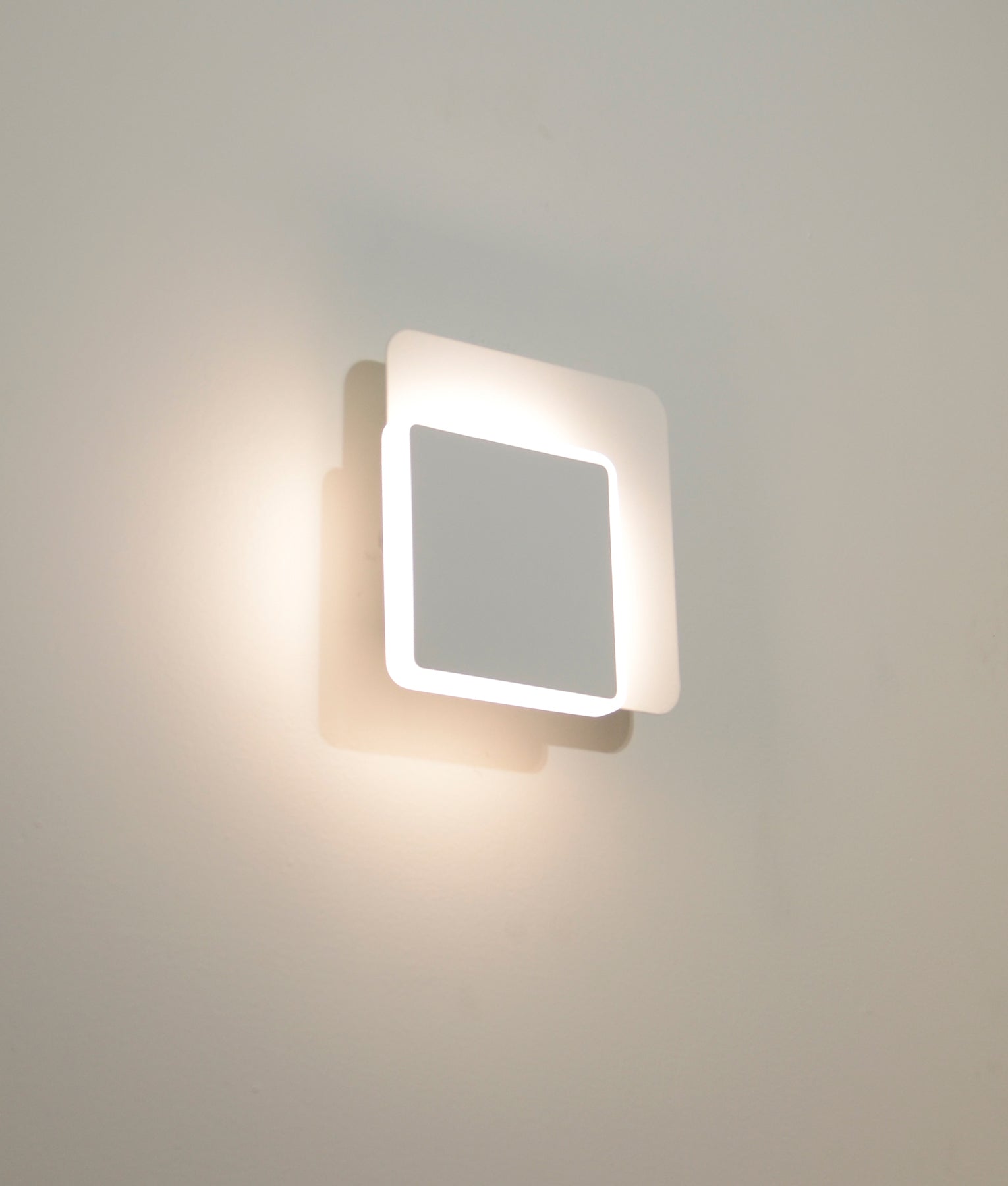 Interior LED Tri-CCT Square Rotatable Dimmable Wall Light
