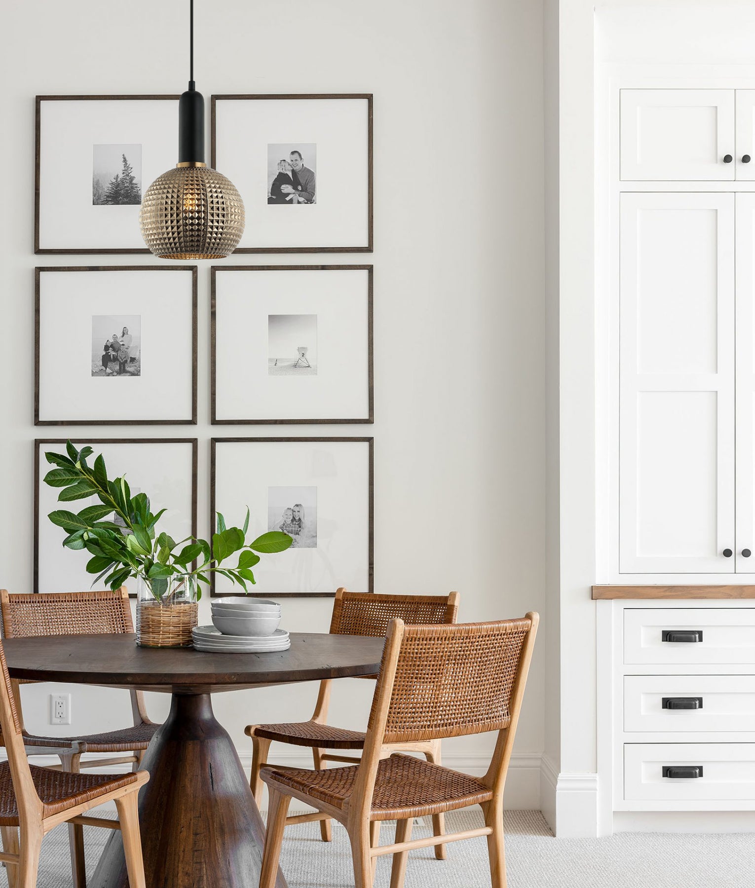 Modern Interior Wine Glass Segmented Glass Pendant Lights